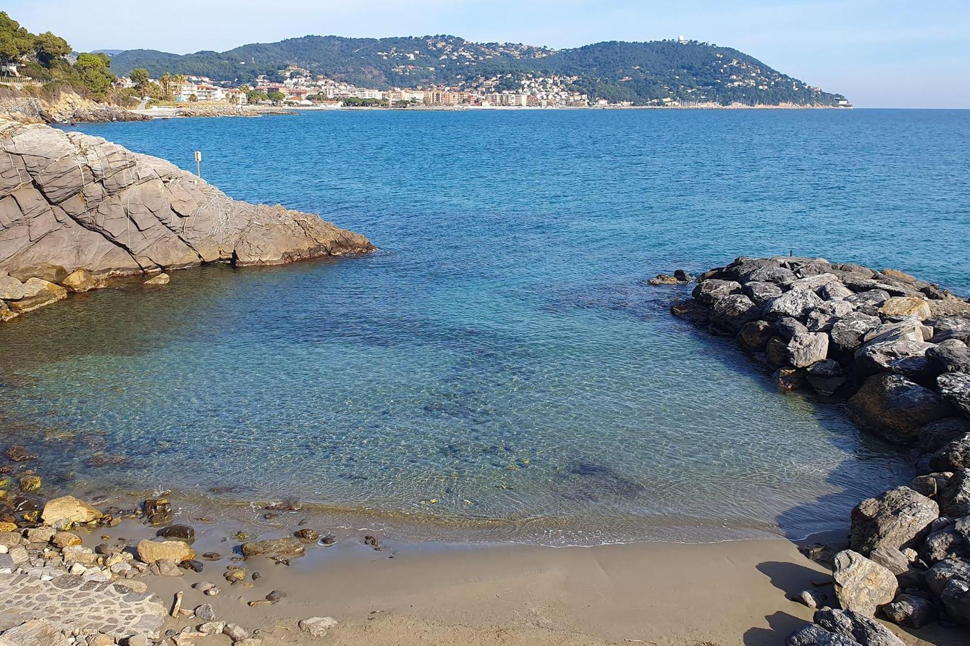 C22 Beachfront Villa - Spa Bath, Pool, Private Beach, Parking Free Marina dʼMarina dʼAndora Bagian luar foto
