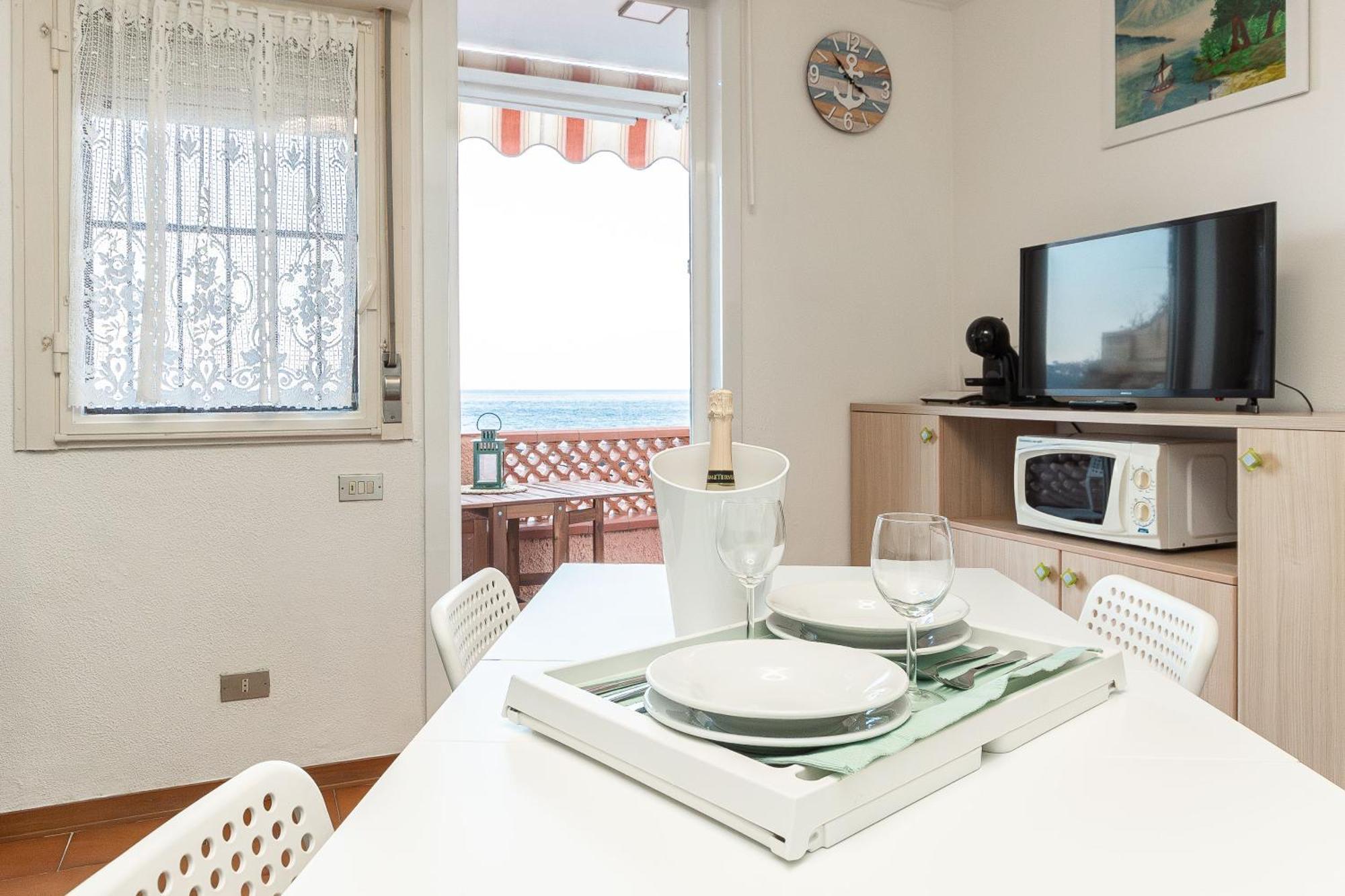 C22 Beachfront Villa - Spa Bath, Pool, Private Beach, Parking Free Marina dʼMarina dʼAndora Bagian luar foto